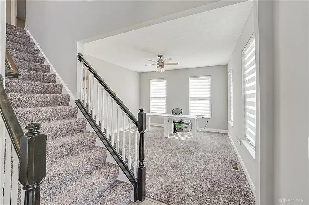 997 McKinney Ln, Dayton, OH 45458 - Photo 14