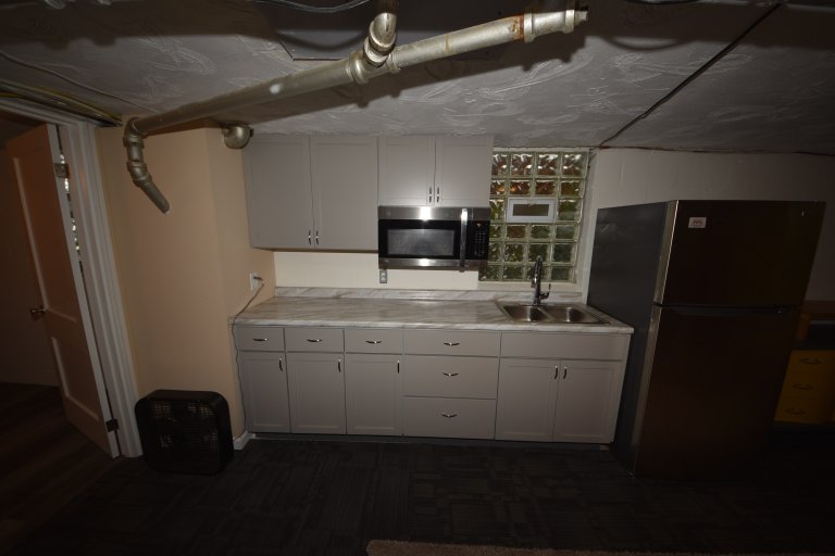 1727 Sutton #5 - Photo 2