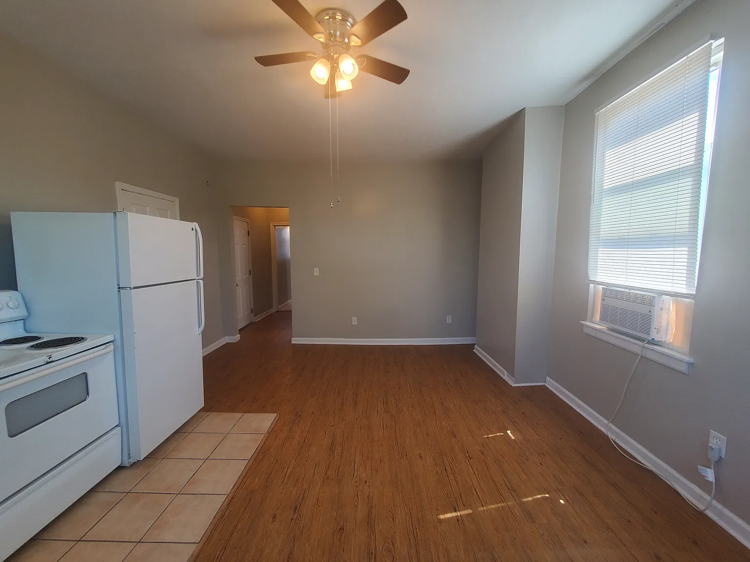 133 West Walnut Street - Unit #4 - Photo 8