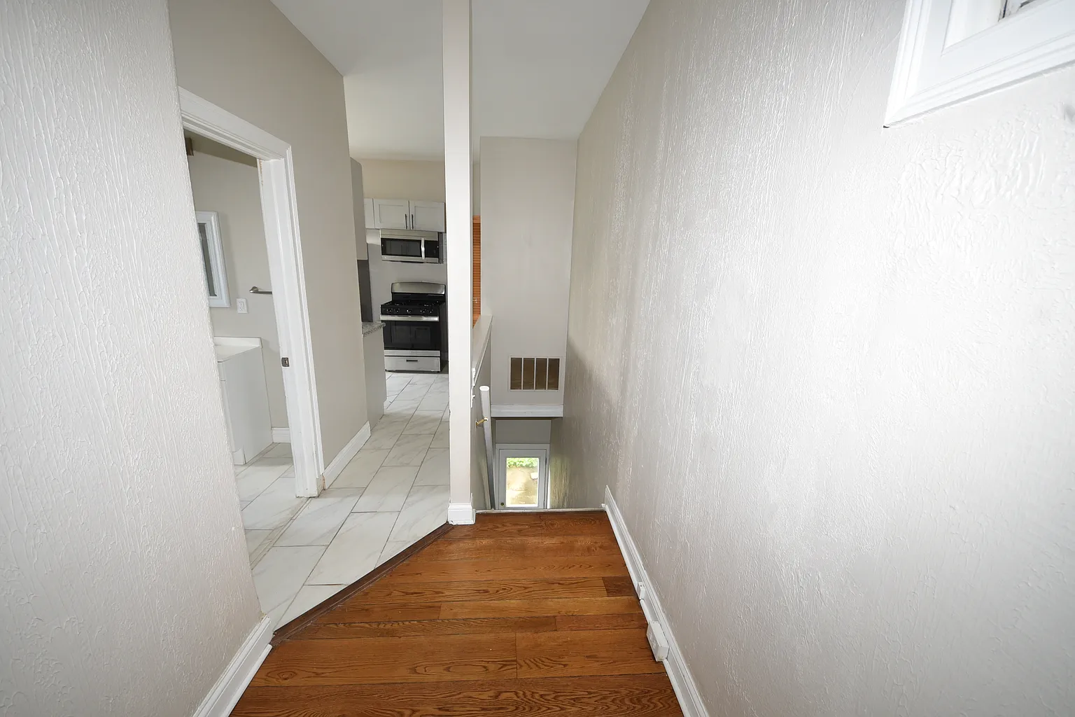 746 Columbia Street - Photo 4