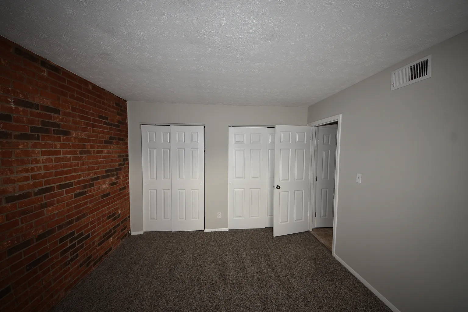 928 Ohio Pike - Unit #509 - Photo 2