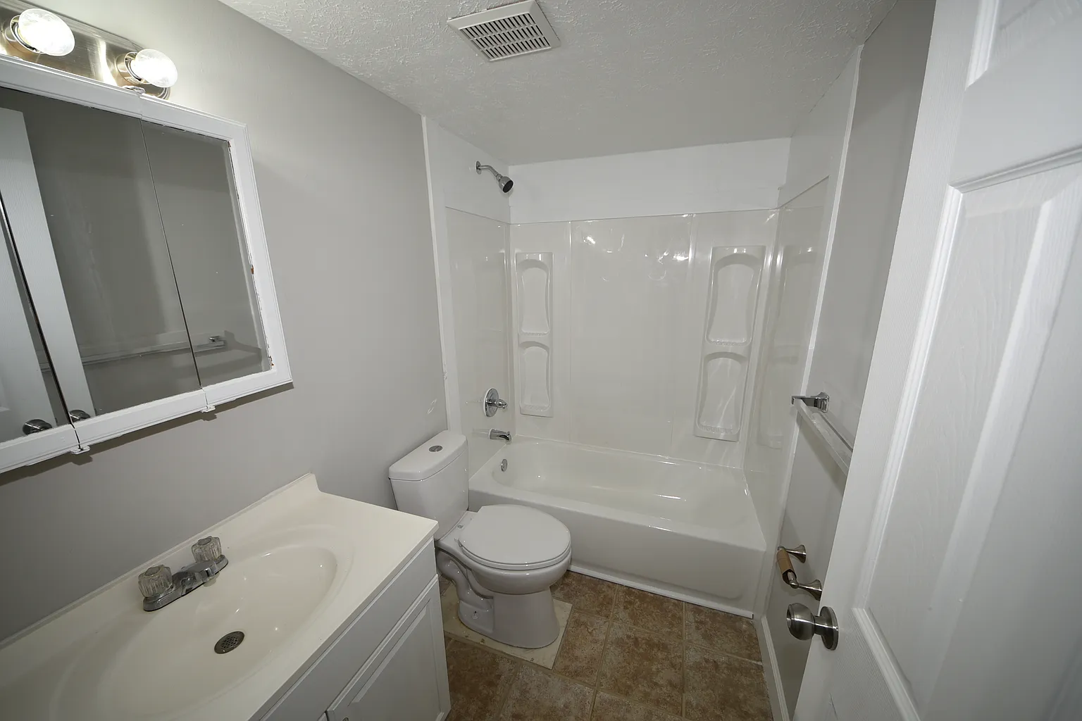 928 Ohio Pike - Unit #509 - Photo 10