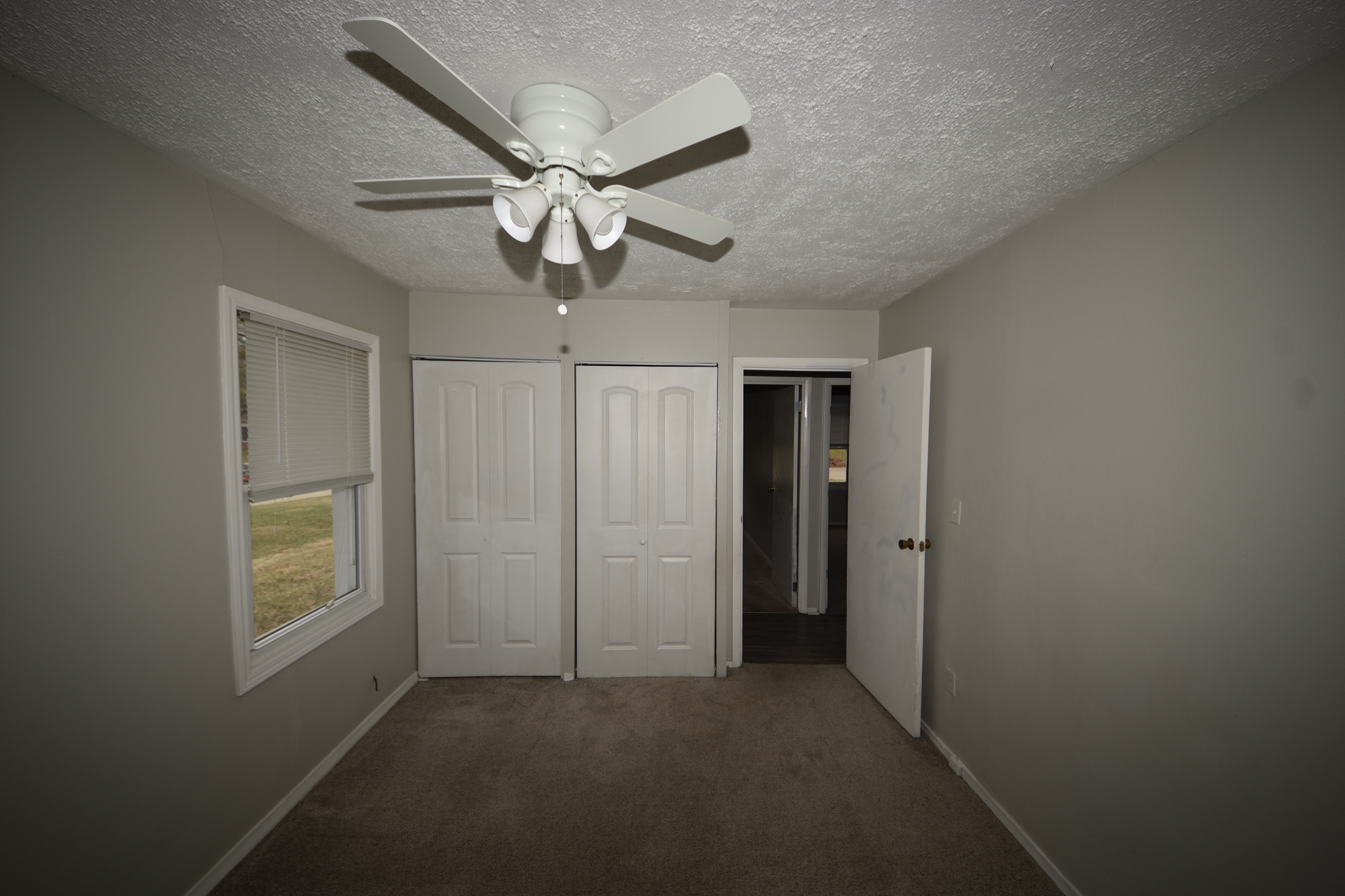 1047 Wellspring Dr, Cincinnati OH, 45231 - Photo 11