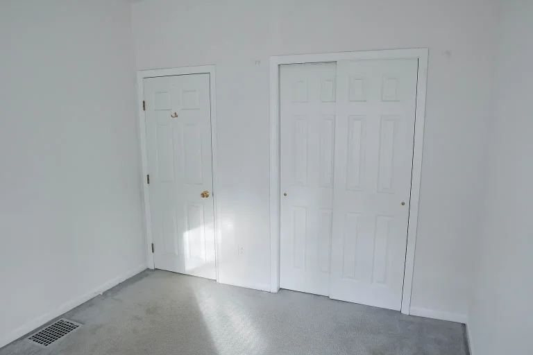 2837 Hyde Park Pl, Cincinnati, OH 45208 - Photo 5