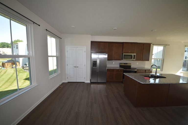 1048 Steamboat Drive, Cincinnati OH, 45244 - Photo 5