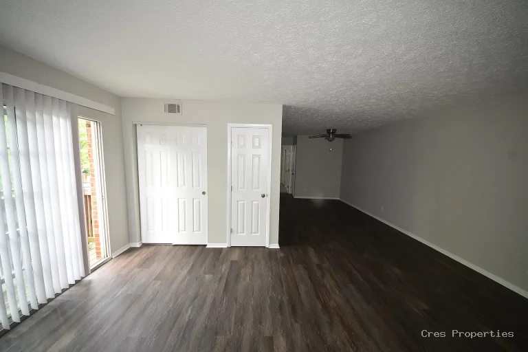 926 Ohio Pike #405, Cincinnati, OH 45245 - Photo 8