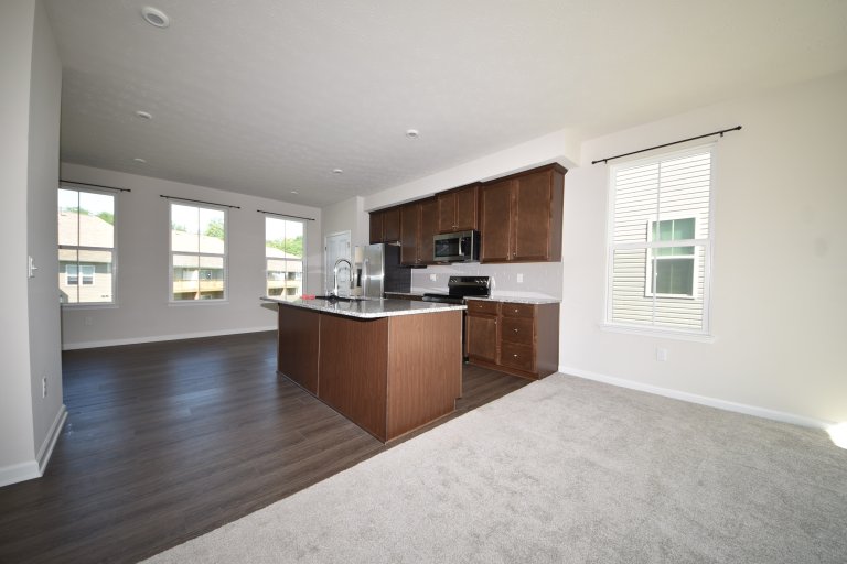 1048 Steamboat Drive, Cincinnati OH, 45244 - Photo 20