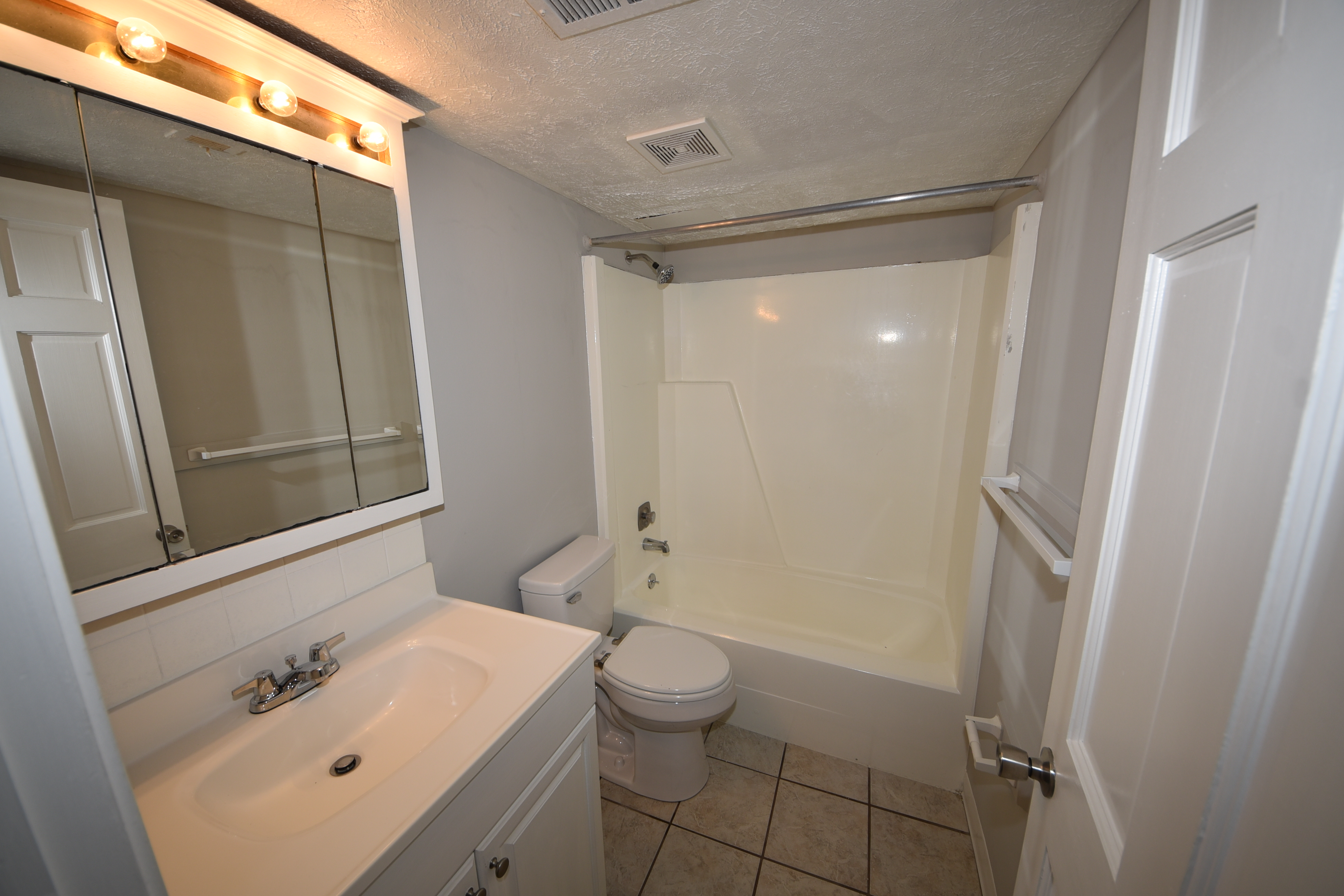 928 Ohio Pike - Unit #501 - Photo 8